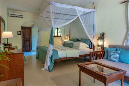 Breezes Beach Club & Spa
