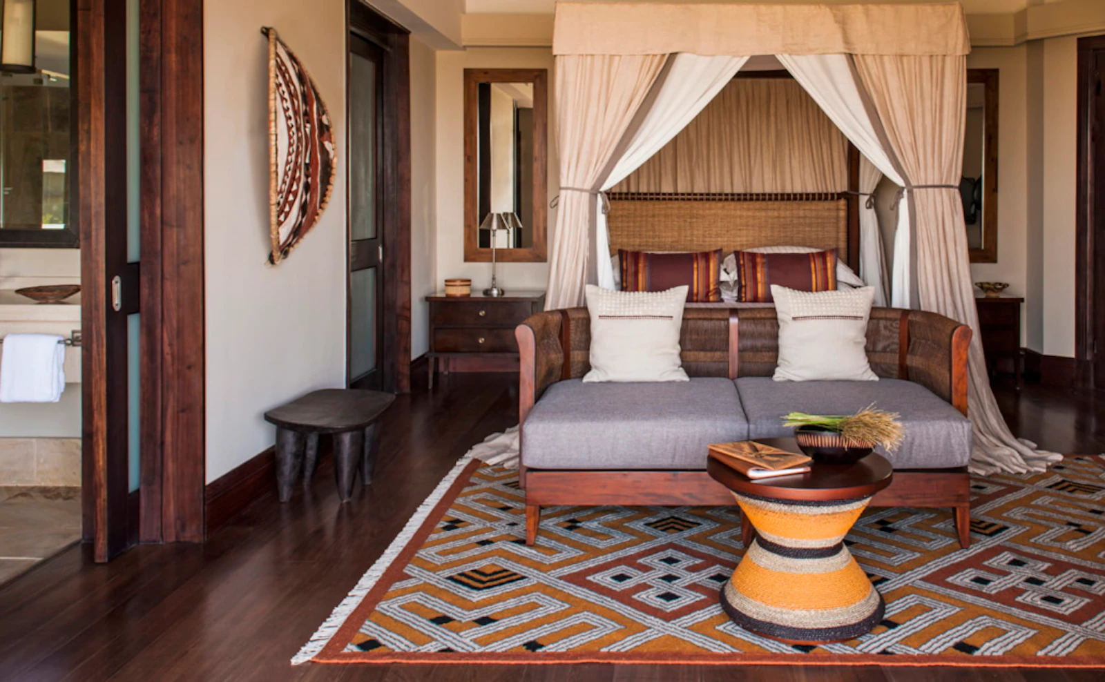 Guest bedroom at Four Seasons Safari Lodge Serengeti