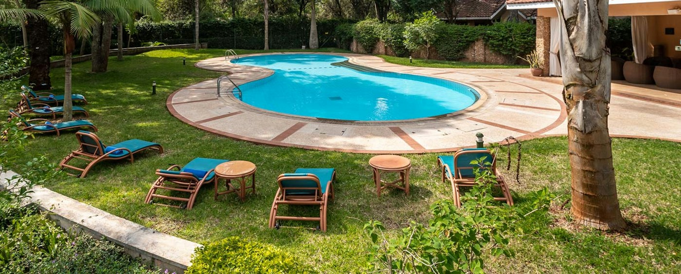 Swimming pool in the gardens at House of Waine
