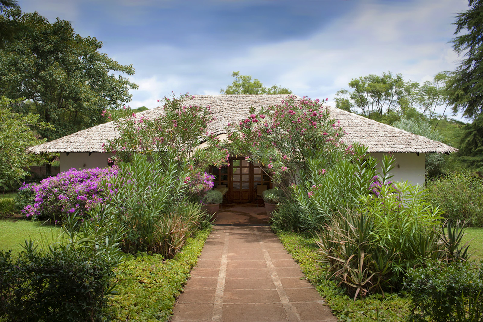 Garden path to the lodge at The Plantation Lodge