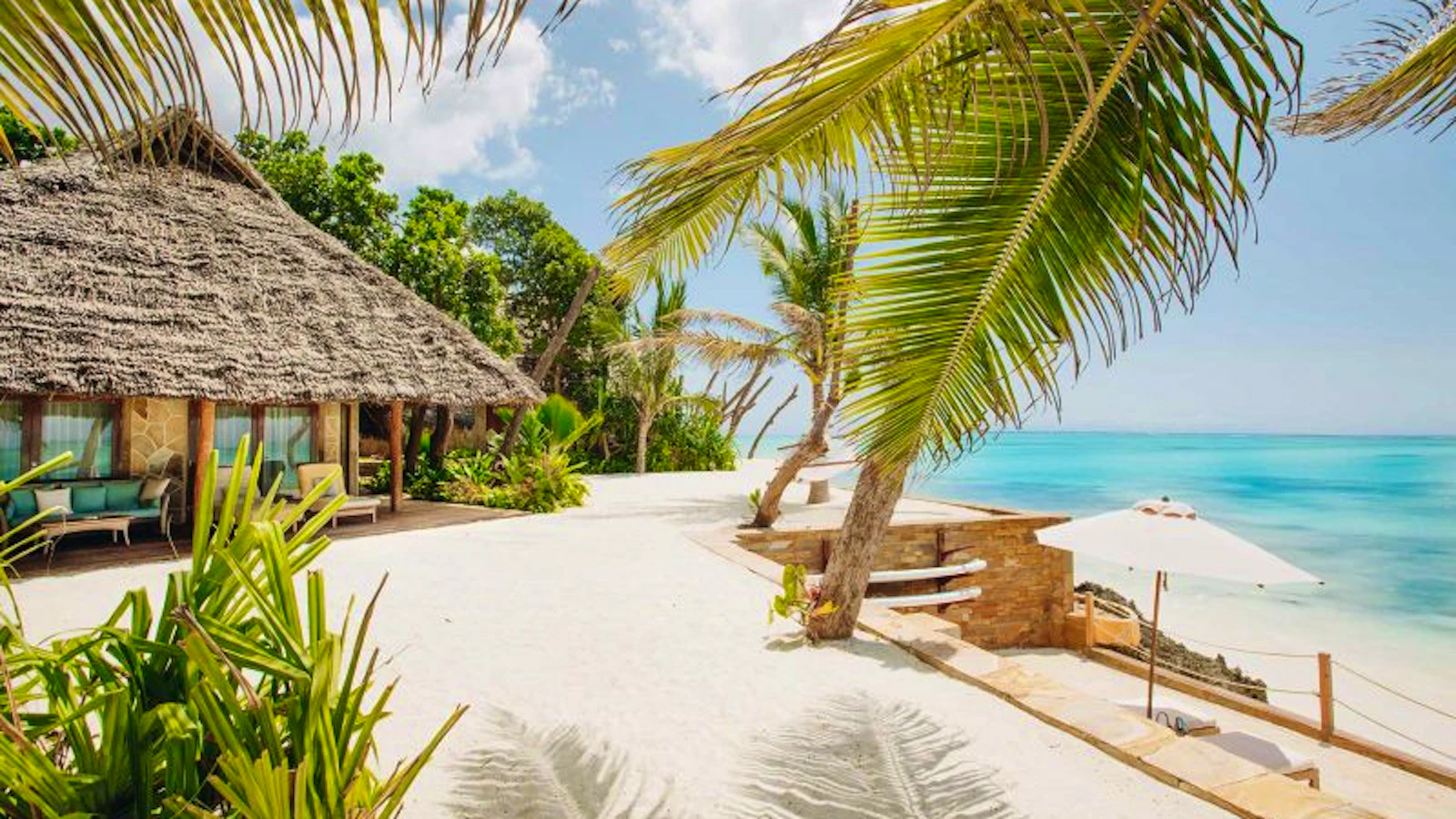 Tropical beachfront retreat on Zanzibar